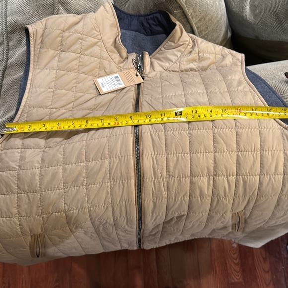 Johnston & Murphy Tan Quilted Vest - Picture 2 of 5